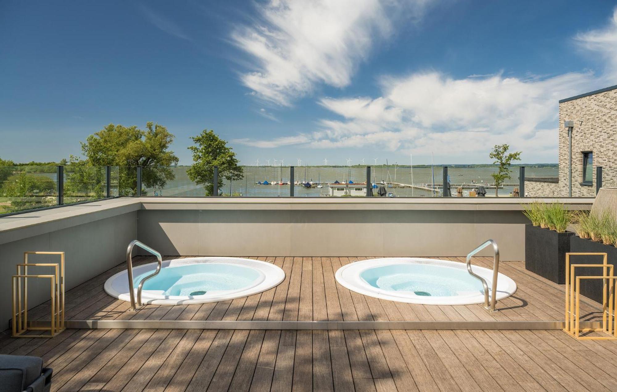 Lovely Home In Lembruch-Duemmer See With Wifi Exterior foto